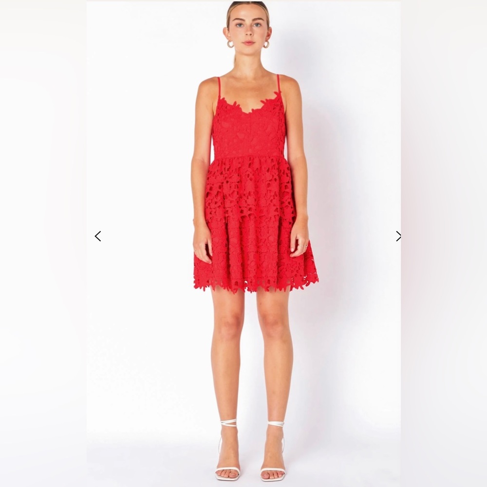 Gorgeous dress by Endless Rose. Perfect for holiday Parties!!